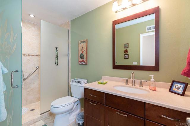 6714 Bedlow Ct, San Diego CA: https://media.crmls.org/mediaz/ed6fe6ad-8840-42a4-a463-55a1d09c4067.jpg