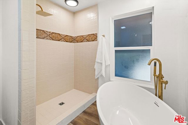 827 Cheltenham Road, Santa Barbara CA: https://media.crmls.org/mediaz/ed6ff2bc-9255-4fd5-a9ab-ac76085b8497.jpg