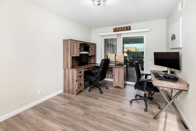 Detail Gallery Image 22 of 42 For 435 W Hawthorne St, Fallbrook,  CA 92028 - 3 Beds | 1/1 Baths