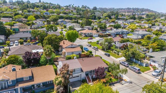 Image 46 of 60 For 3004 Del Monte Street