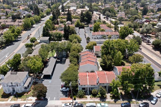 38652 Aurora Terrace, Fremont CA: https://media.crmls.org/mediaz/ed709527-30c8-4eef-a399-296568511372.jpg