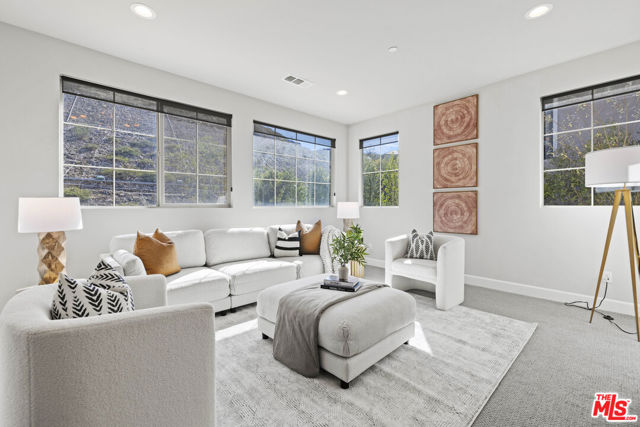 24220 Sterling Ranch Road, West Hills CA: https://media.crmls.org/mediaz/ed71fa55-9ec3-4312-a8b4-b87c213c555a.jpg