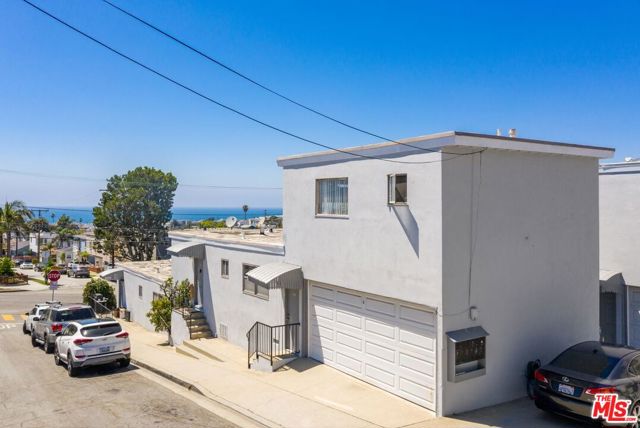 1002 Prospect Avenue, Hermosa Beach, California 90254, ,Residential Income,Sold,Prospect,23299573