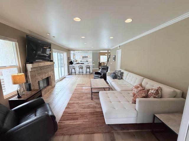 Detail Gallery Image 12 of 37 For 3515 Calle Gavanzo, Carlsbad,  CA 92009 - 4 Beds | 3/1 Baths