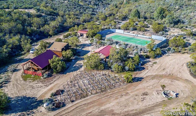 55001 Roadrunner WAY, Anza CA: https://media.crmls.org/mediaz/ed737f5a-d66c-4c00-ab87-e158c4cc5512.jpg