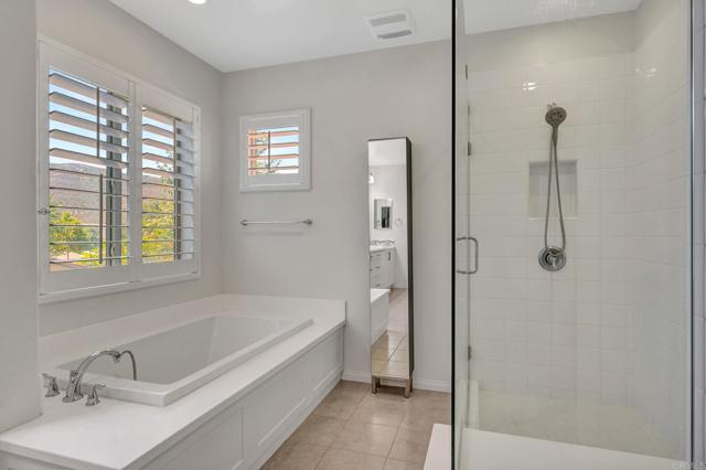 21408 Trail Ridge Drive, Escondido CA: https://media.crmls.org/mediaz/ed74a3e4-eb4c-431d-a68c-6725f7075593.jpg