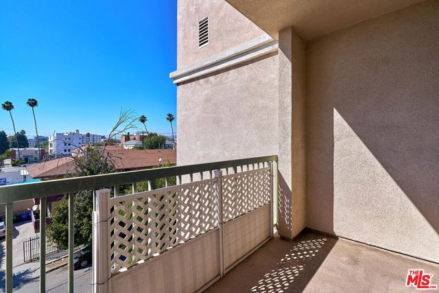3140 San Marino Street, 301 photo 15