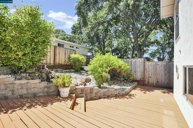 Image 30 of 43 For 4484 Snowberry Ct