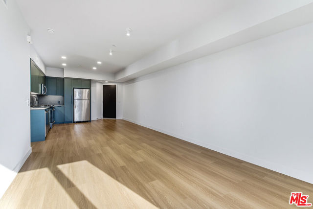 10601 Washington Boulevard, Culver City CA: https://media.crmls.org/mediaz/ed7778b2-8b4b-43ae-b265-2137a84cfc1e.jpg