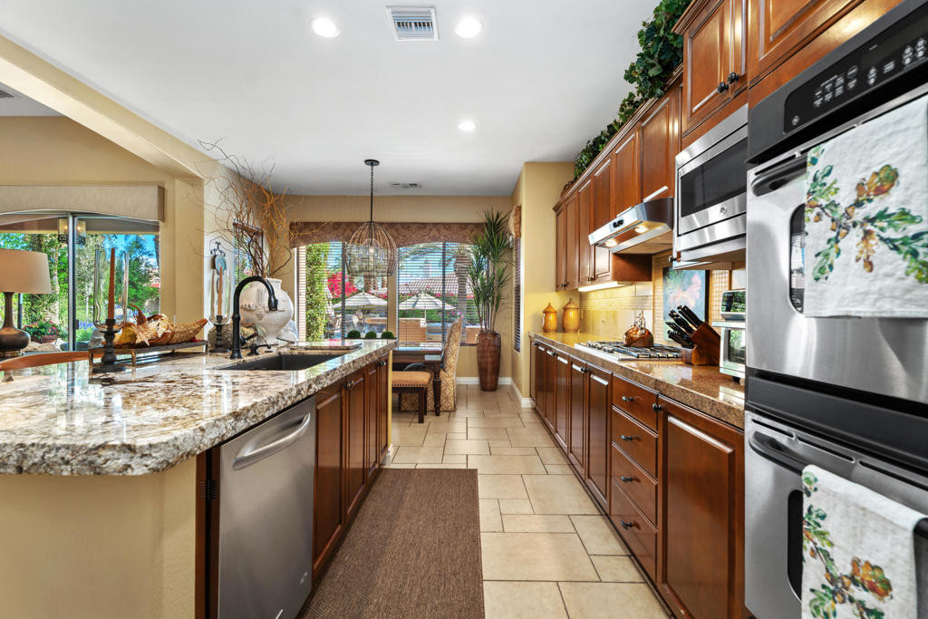 MLS #219138197DA image #15