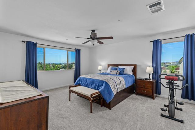 33039 Saint Emilion Court, Winchester CA: https://media.crmls.org/mediaz/ed79e248-f448-4819-99fd-23baf989b0a1.jpg