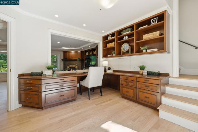 135 Dean Rd, Alamo CA: https://media.crmls.org/mediaz/ed7a368b-74f3-4b5d-8624-643ff0dc651c.jpg