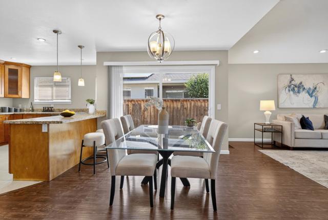 125 Juneberry, San Jose CA: https://media.crmls.org/mediaz/ed7a9ad5-0a98-4ad5-8cfa-88615a3c8c0c.jpg