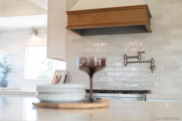 4141 Palomar Drive, Fallbrook CA: https://media.crmls.org/mediaz/ed7c2294-8548-42ef-89a7-a56ea0ae3bbf.jpg