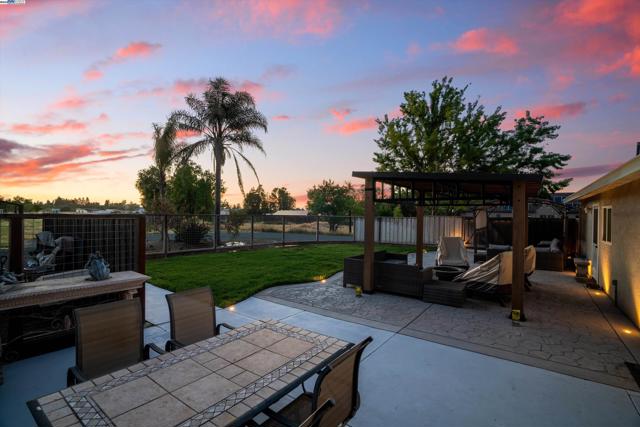 1969 Buena Vista Ave, Livermore CA: https://media.crmls.org/mediaz/ed7c2bbb-7236-4861-bd76-9f83932d1ef7.jpg