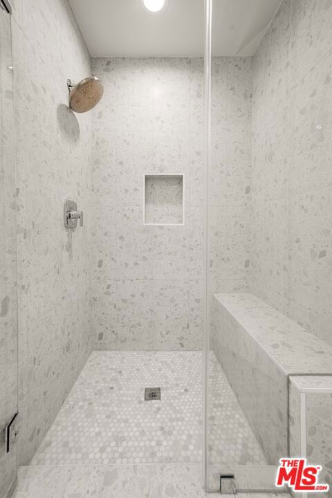 2122 Century Park Lane, Los Angeles CA: https://media.crmls.org/mediaz/ed7da0e7-4919-4ff2-8c46-5a4c36d1b5bf.jpg