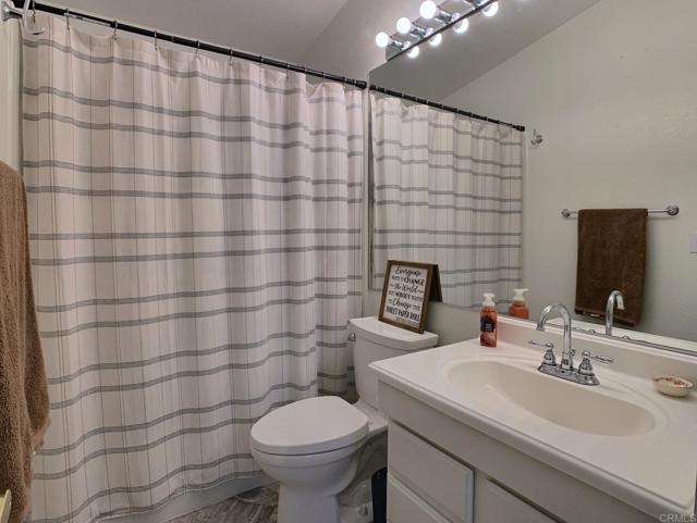 Detail Gallery Image 16 of 26 For 2003 Bayview Hts #105,  San Diego,  CA 92105 - 3 Beds | 2 Baths