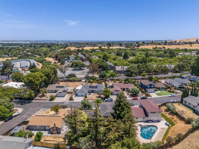 4418 Valle Vista, Pittsburg CA: https://media.crmls.org/mediaz/ed7e7047-89fd-4b4c-b73f-54ee8b09d847.jpg