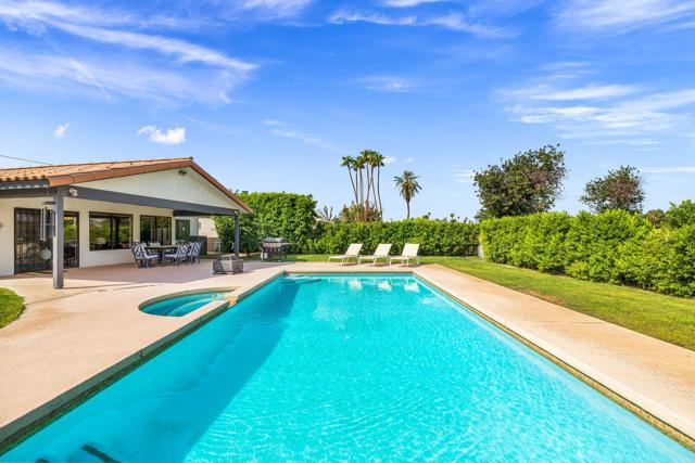 42905 Texas Avenue, Palm Desert CA: https://media.crmls.org/mediaz/ed7e9b54-309e-4bd5-b00f-6933a6fcb48a.jpg