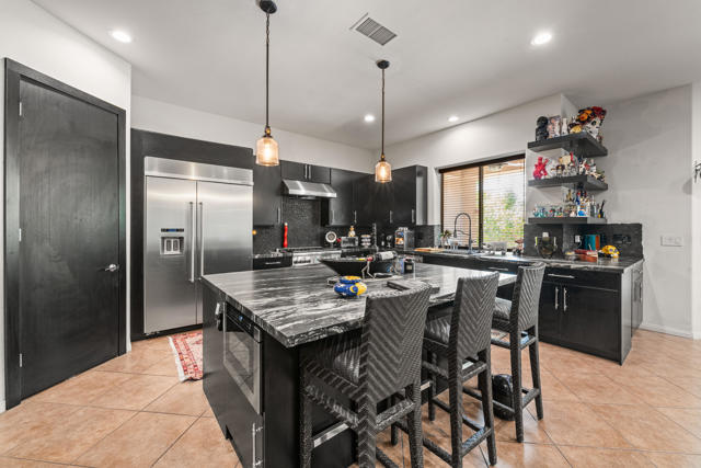 7 Chopin Court, Rancho Mirage CA: https://media.crmls.org/mediaz/ed7f56a4-9de3-469d-b62c-c7ebf4797112.jpg