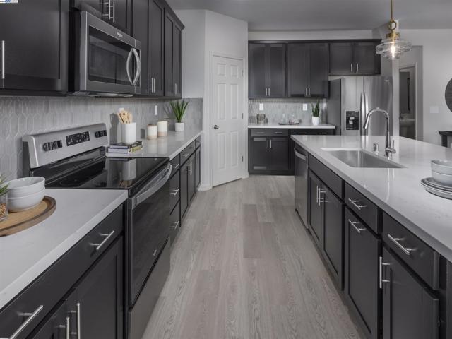 Photo is not of the actual home, but is an inspirational photo of builder’s model home.