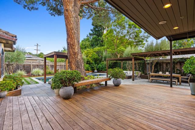 1683 Dalehurst Avenue, Los Altos CA: https://media.crmls.org/mediaz/ed7f6cb2-3a94-451e-b690-eb1e4919c202.jpg