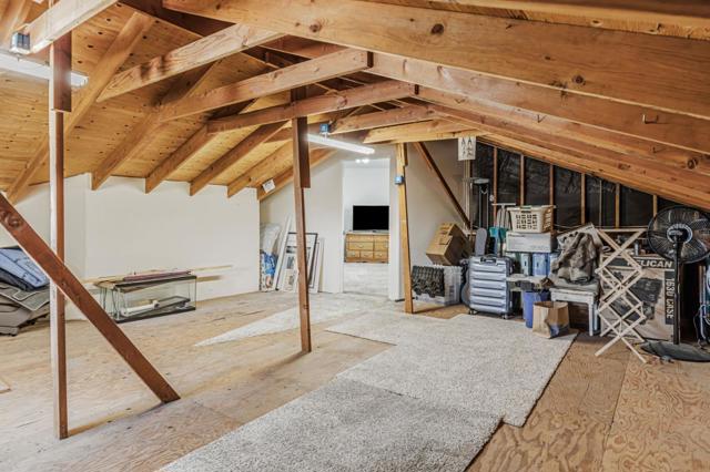 50 Schmidt Court, Hollister CA: https://media.crmls.org/mediaz/ed81ae54-ff69-42bd-92a5-87da59b9195a.jpg