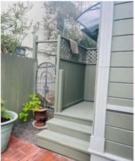 Image 5 of 16 For 533 22nd Street