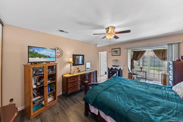 13849 Covey Quail Ln, Moreno Valley CA: https://media.crmls.org/mediaz/ed82081b-63bd-47d4-ac31-016a3ead0e77.jpg