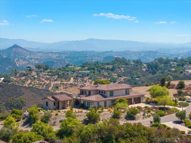 29471 Welk Highland Dr, Escondido, CA 92026