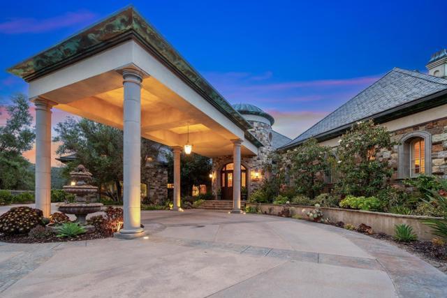 14380 Ciera Court, Poway CA: https://media.crmls.org/mediaz/ed839d9b-0bb5-4a2b-a739-e4edca06119d.jpg