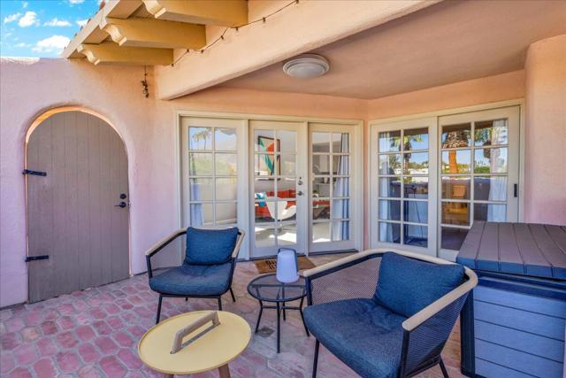 500 E Amado Road, Palm Springs CA: https://media.crmls.org/mediaz/ed83a5c7-3a86-47d4-bb46-7ef356ae1434.jpg