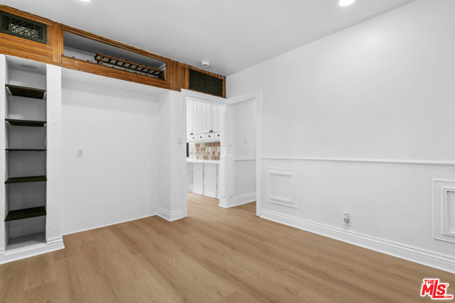 3915 1/2 S Budlong Avenue, Los Angeles CA: https://media.crmls.org/mediaz/ed8415f6-272f-4c32-b776-0071d5f66c09.jpg