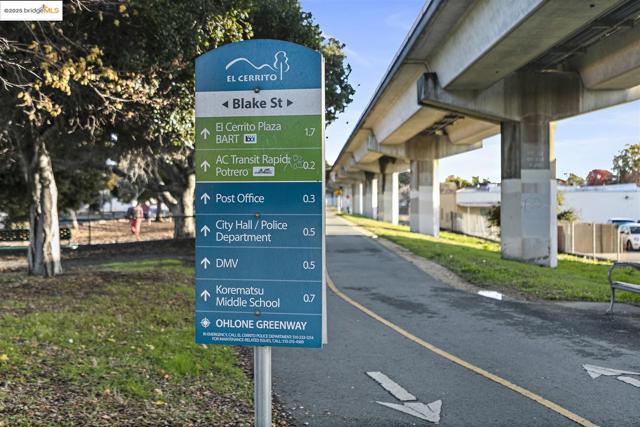 1130 Richmond ST, El Cerrito CA: https://media.crmls.org/mediaz/ed84df45-7780-4cbb-b818-4c558bb6bc82.jpg