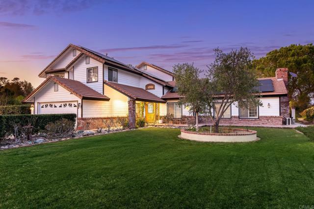 35715 Calle Nopal, Temecula CA: https://media.crmls.org/mediaz/ed85a9be-c318-40a4-87ac-8aae8548f74b.jpg