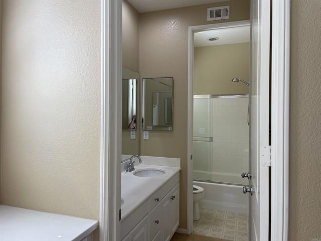 Detail Gallery Image 35 of 39 For 3709 Lake Park Road, Fallbrook,  CA 92028 - 3 Beds | 2/1 Baths