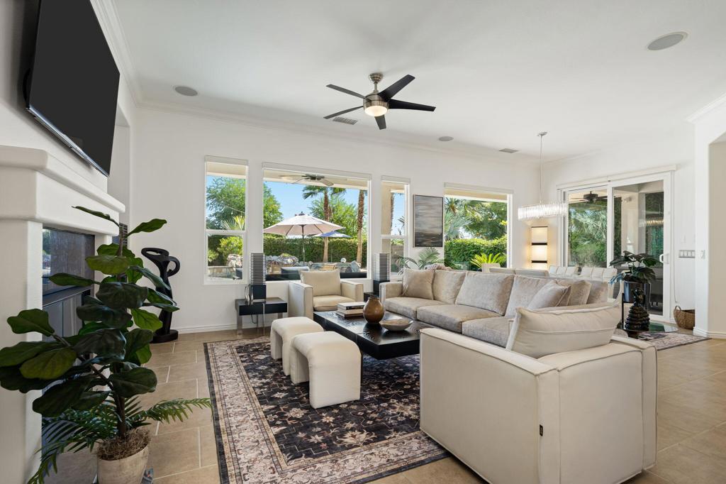 MLS #219136871DA image #11