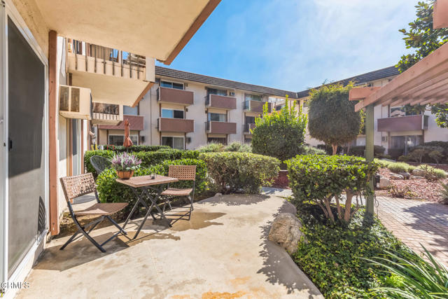 Detail Gallery Image 12 of 25 For 5585 E Pacific Coast Hwy #132,  Long Beach,  CA 90804 - 1 Beds | 1 Baths