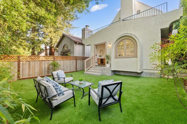 2095 Bowdoin Street, Palo Alto CA: https://media.crmls.org/mediaz/ed87d25f-cb53-4d68-82ad-f97b11d83f12.jpg