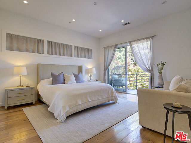 11954 Lucile Street, Culver City CA: https://media.crmls.org/mediaz/ed89f4f5-9b0d-432e-98dc-ce8dbc53ad44.jpg