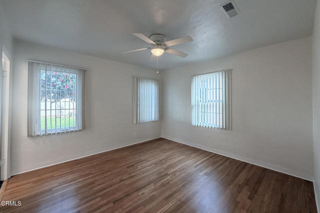 Detail Gallery Image 25 of 41 For 431 Deodar Ave, Oxnard,  CA 93030 - 3 Beds | 2 Baths