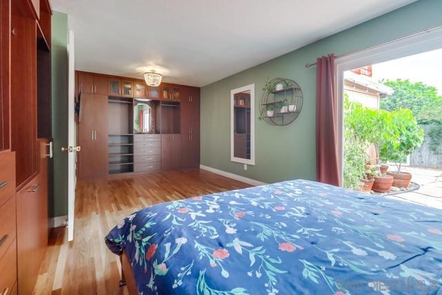 3541 Pomeroy St, San Diego CA: https://media.crmls.org/mediaz/ed8a98f3-0893-4dde-aa0d-86c4021c056e.jpg