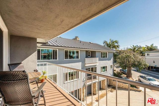 Image 62 of 74 For 440 Corona Del Mar