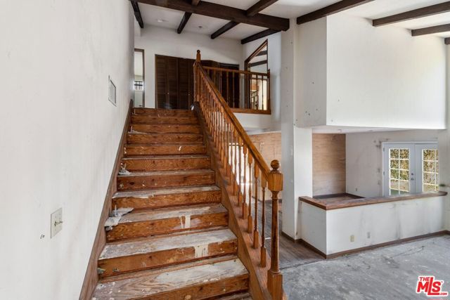 11 S Callecita, Laguna Beach CA: https://media.crmls.org/mediaz/ed8b3f78-6ac3-4619-a922-47da0d132059.jpg