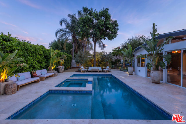 7442 Capps Avenue, Los Angeles CA: https://media.crmls.org/mediaz/ed8c231d-30df-4926-85e1-9e60b85d0ae7.jpg