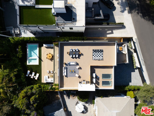 Drew Fenton | 1185 Mcclellan Drive Los Angeles CA | MLS: 7420887