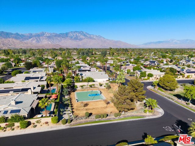 8 Dickens Court, Rancho Mirage, CA 92270