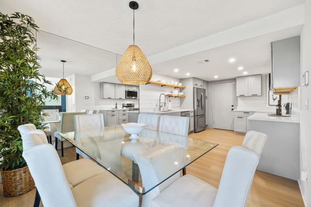 76892 Joetta Place, Palm Desert CA: https://media.crmls.org/mediaz/ed8f4c06-0051-4989-8d73-8acf3615199b.jpg