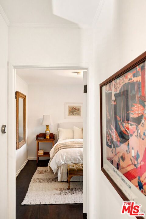 9742 Saturn Street, Los Angeles CA: https://media.crmls.org/mediaz/ed8fa811-2f62-4593-b5fb-d772dc0907e9.jpg