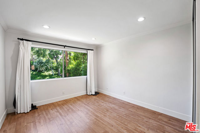 22619 Town Crier Road, Calabasas CA: https://media.crmls.org/mediaz/ed904a21-6ee4-4bd2-8398-dd504b2fdbe7.jpg